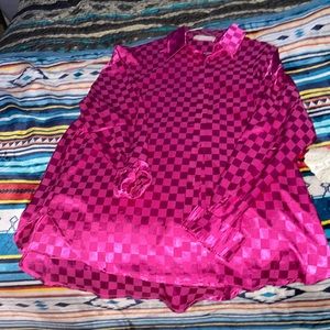 NEVER WORN. Rodeo shirt, or a nice going out shirt.